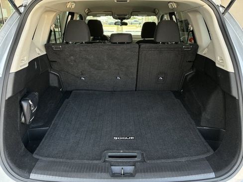 Used 2024 Nissan Rogue S AWD/4WD image 21