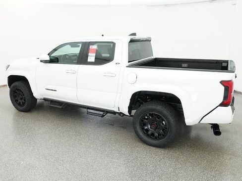 New 2025 Toyota Tacoma SR5 image 4