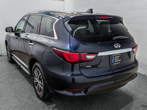 Used 2019 INFINITI QX60 Luxe w/ Essential Package image 6