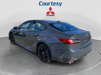 Used 2025 Toyota Camry SE FWD video 3