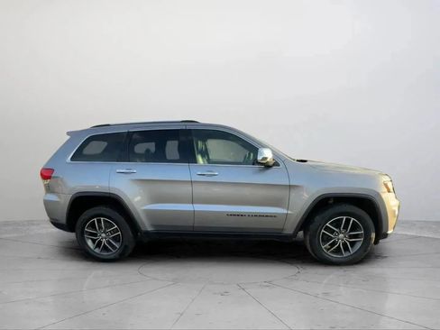Used 2017 Jeep Grand Cherokee Limited image 8