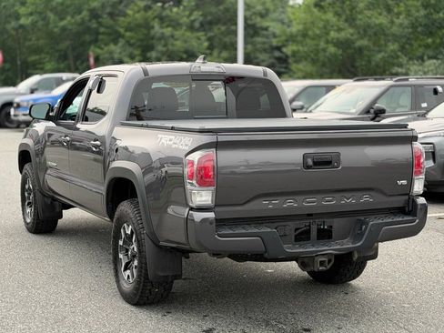 Used 2021 Toyota Tacoma TRD Off-Road w/ Technology Package AWD/4WD image 3