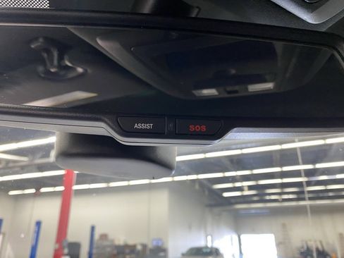 Used 2018 RAM 1500 Rebel w/ Luxury Group image 27