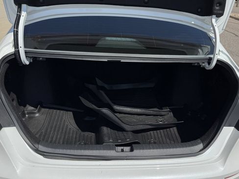 Used 2024 Honda Accord Sport image 9