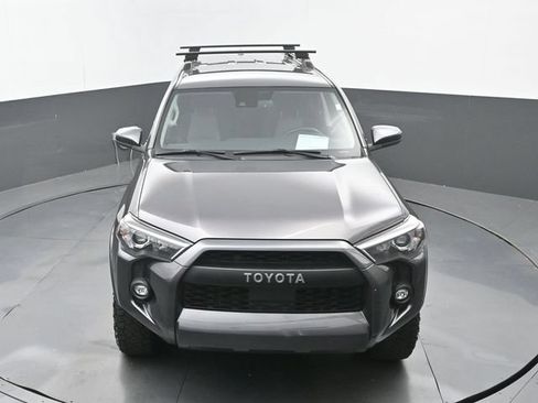 Used 2021 Toyota 4Runner SR5 AWD/4WD image 29