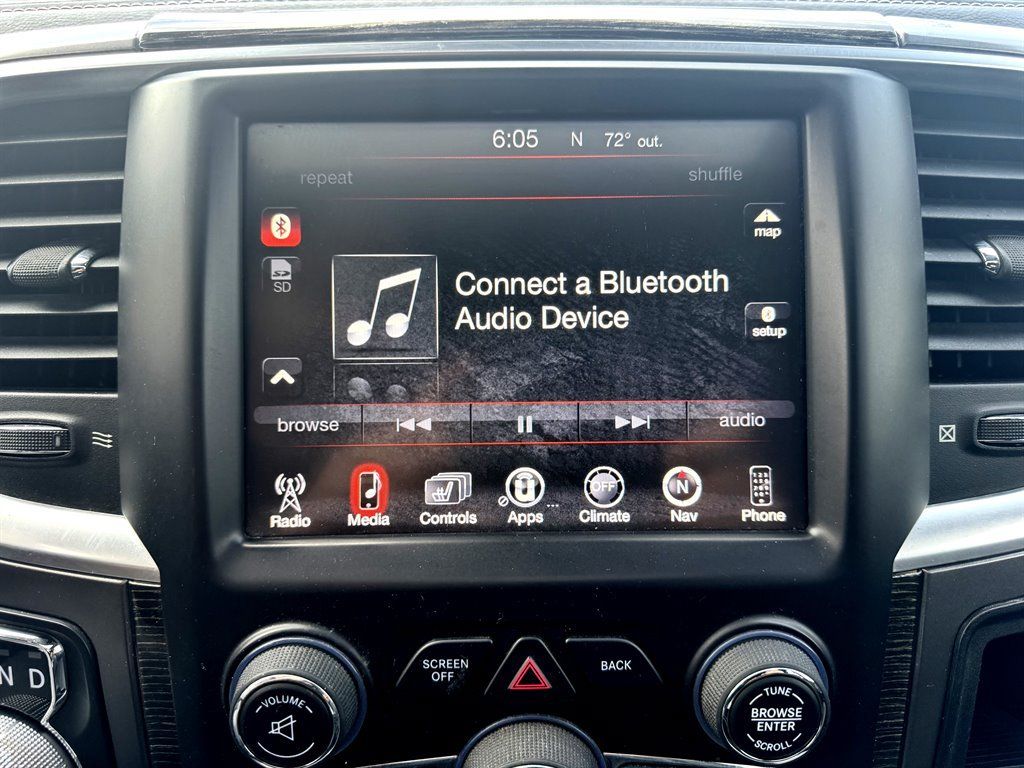 Used 2015 RAM 1500 Limited AWD/4WD image 16