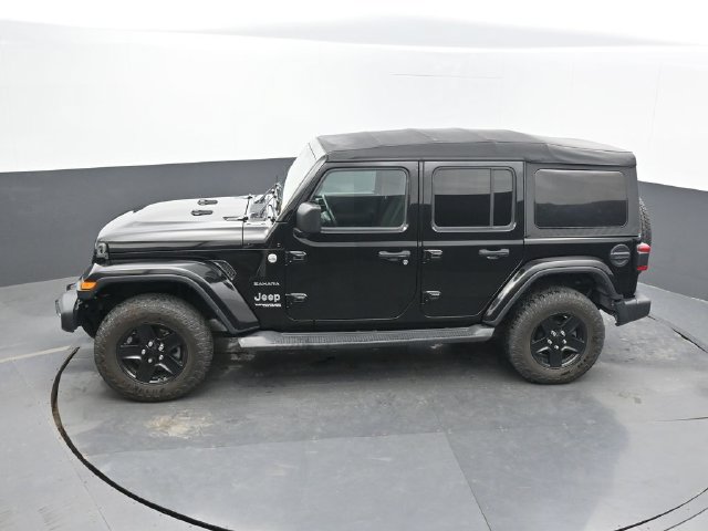 Used 2018 Jeep Wrangler Unlimited Sahara w/ Safety Group AWD/4WD image 45