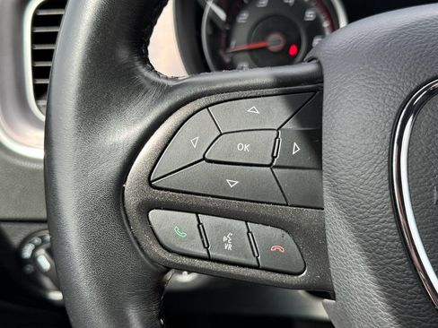 Used 2022 Dodge Charger SXT image 12