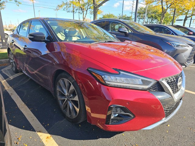 Used 2023 Nissan Maxima Platinum w/ Sport Mat Group FWD image 2