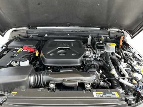 Certified 2023 Jeep Wrangler Unlimited w/ Cold Weather Group AWD/4WD image 16