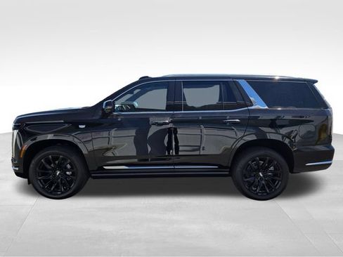 New 2026 Cadillac Escalade Luxury w/ Touring Package AWD/4WD image 2
