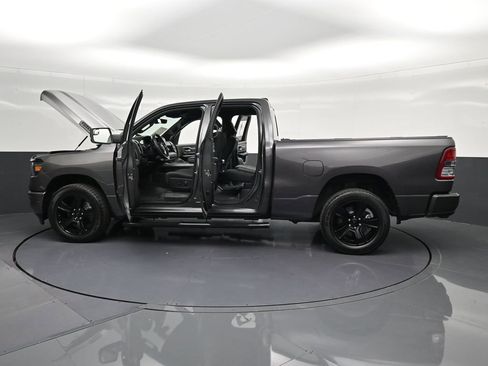 Used 2022 RAM 1500 Big Horn w/ Night Edition AWD/4WD image 40