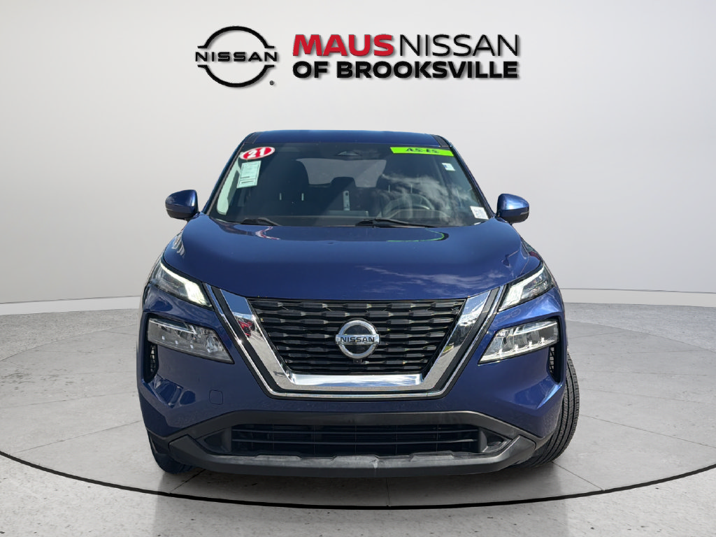 Used 2021 Nissan Rogue SV AWD/4WD image 3