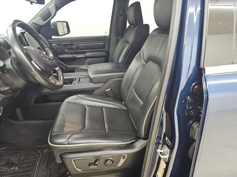 Used 2022 RAM 1500 Limited AWD/4WD image 2