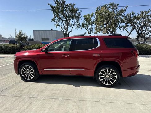 Used 2023 GMC Acadia Denali FWD image 6