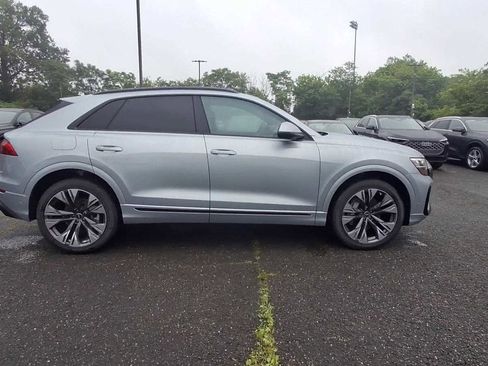 New 2025 Audi Q8 Premium image 9