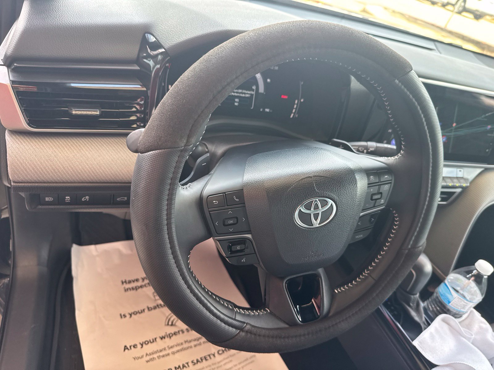 Used 2026 Toyota Camry SE w/ Multimedia Upgrade Package FWD image 8