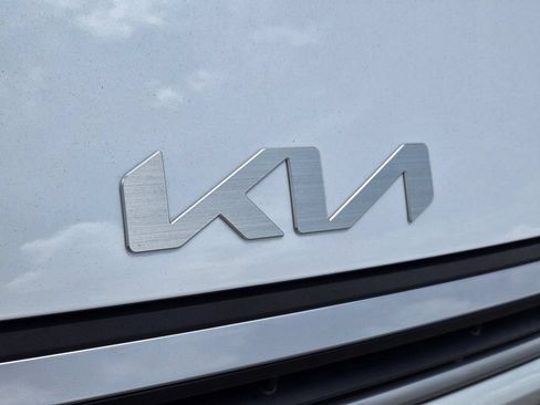 New 2026 Kia K4 FWD image 5