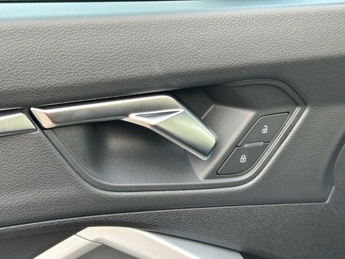 Used 2025 Audi Q3 2.0T Premium w/ Convenience Package image 67