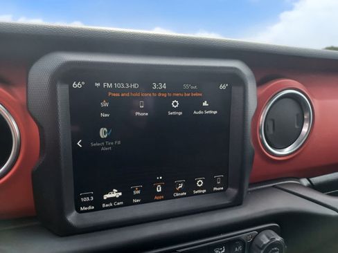 Used 2020 Jeep Gladiator Rubicon AWD/4WD image 13