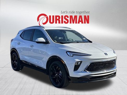 Used 2024 Buick Encore GX Sport Touring w/ Comfort Package image 1