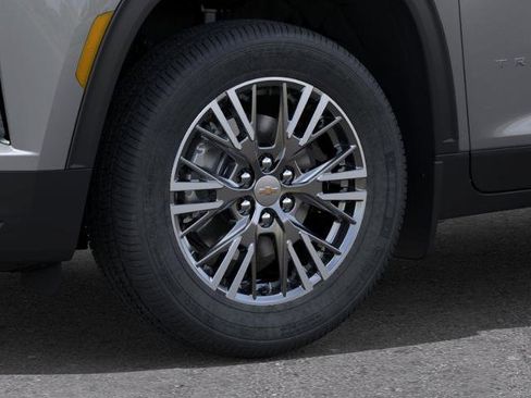 New 2026 Chevrolet Traverse LT FWD image 9