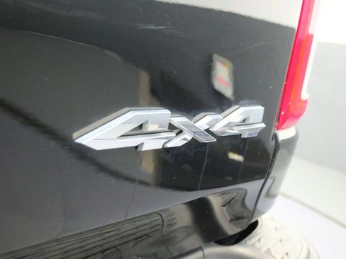 Used 2023 RAM 1500 Big Horn RWD image 42
