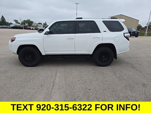 Used 2022 Toyota 4Runner SR5 Premium w/ Moonroof Package AWD/4WD image 3
