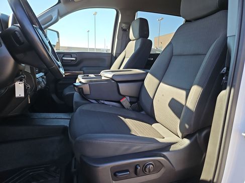 Used 2023 Chevrolet Silverado 2500 LT image 15