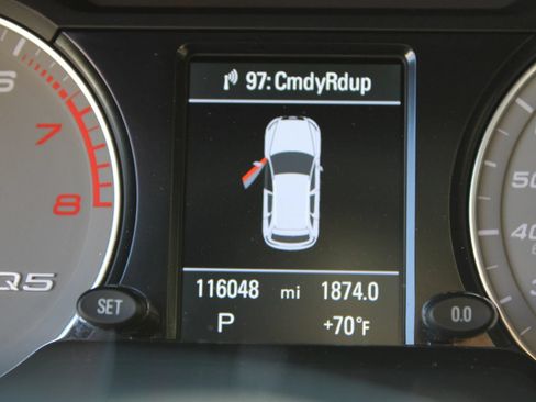 Used 2016 Audi SQ5 Premium Plus w/ Technology Package AWD/4WD image 30