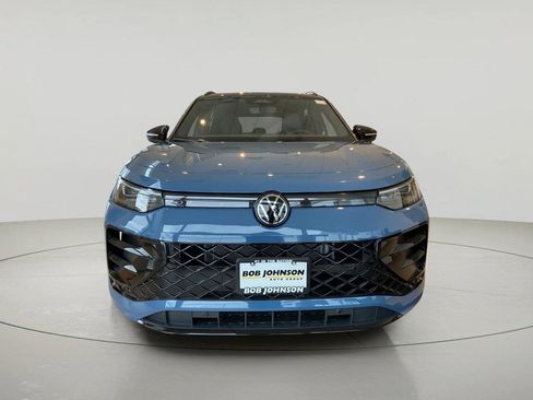 New 2026 Volkswagen Tiguan SE R-Line AWD/4WD image 6