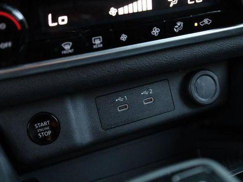 Certified 2025 Nissan Rogue SV AWD/4WD image 14