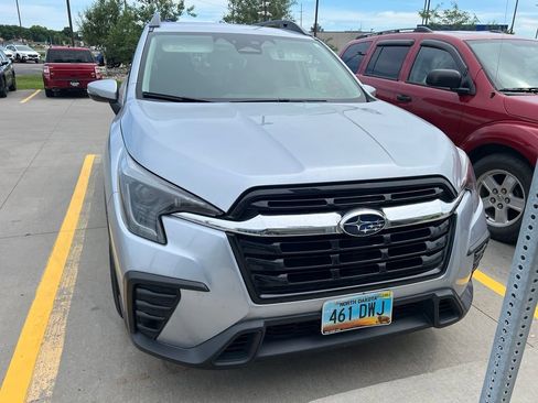 Used 2023 Subaru Ascent Premium w/ Convenience Package AWD/4WD image 13