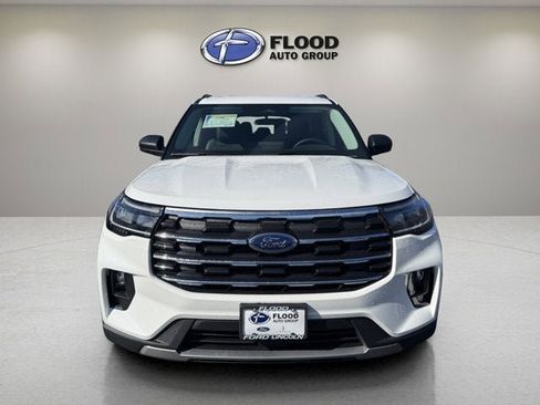 New 2026 Ford Explorer Active w/ Active Comfort Package AWD/4WD image 2