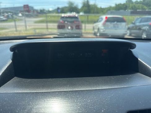 Used 2014 Subaru Crosstrek 2.0i Limited AWD/4WD image 17
