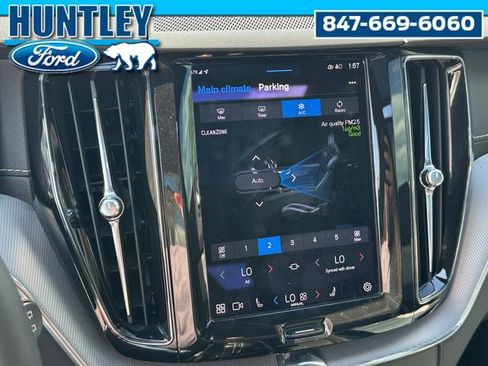 Used 2022 Volvo XC60 T8 R-Design w/ Advanced Package image 27