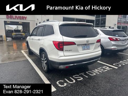 Used 2016 Honda Pilot Elite image 4
