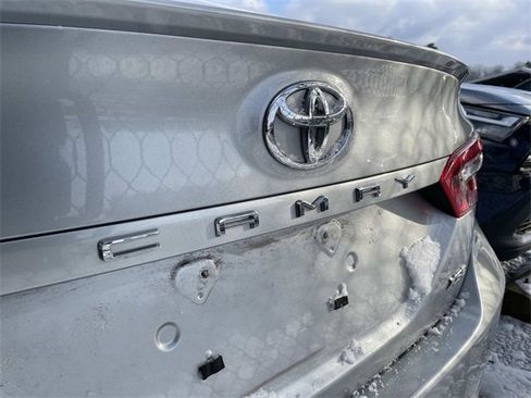 Used 2024 Toyota Camry XSE image 9
