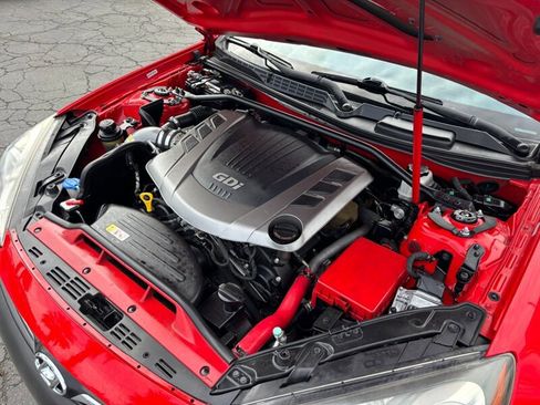 Used 2013 Hyundai Genesis 3.8 image 19