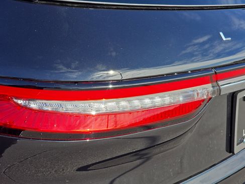 New 2026 Lincoln Corsair Premiere image 34