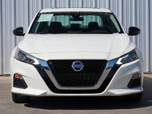 Used 2021 Nissan Altima 2.5 SR w/ SR Premium Package image 6