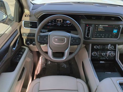 Used 2024 GMC Yukon Denali w/ Max Trailering Package image 16
