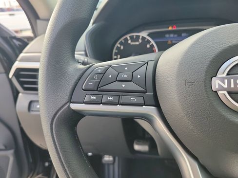 Used 2025 Nissan Altima 2.5 SV w/ SV Special Edition Package image 19