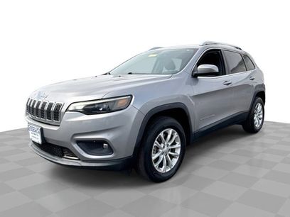 Used 2019 Jeep Cherokee Latitude w/ Popular Appearance Group