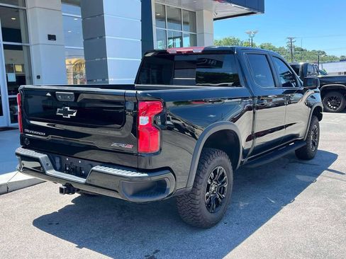 Certified 2023 Chevrolet Silverado 1500 ZR2 w/ Technology Package AWD/4WD image 3