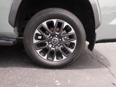 Used 2024 Toyota Sequoia Limited AWD/4WD image 40