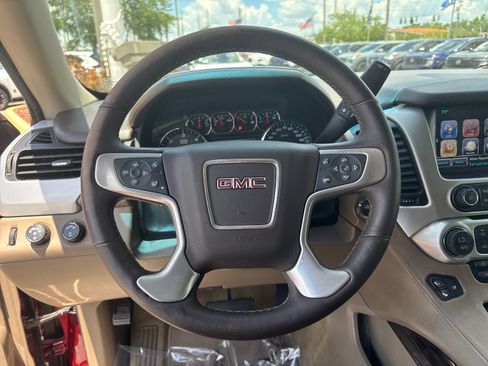 Used 2017 GMC Yukon SLT AWD/4WD image 15