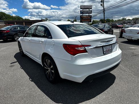 Used 2013 Chrysler 200 Touring w/ S Exterior Appearance Pkg image 7