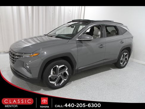 Used 2024 Hyundai Tucson Limited AWD/4WD image 3