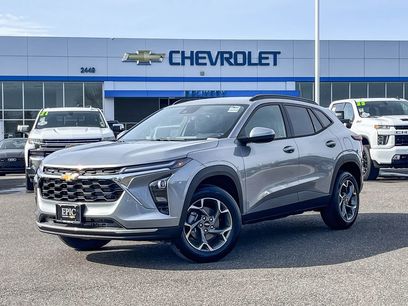 New 2026 Chevrolet Trax LT w/ Driver Confidence Package